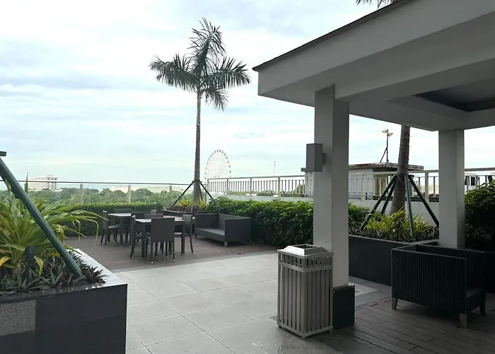 Apartment 2 Bedroom Near Picc, Ccp, Wtc & Star At Coast Residences, Pasay Manila