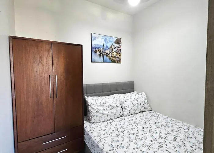 2 Bedroom Near Picc, Ccp, Wtc & Star At Coast Residences, Pasay Manila