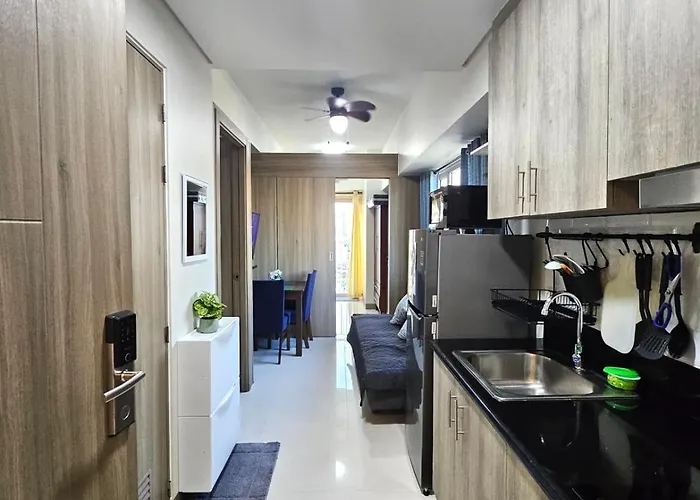 2 Bedroom Near Picc, Ccp, Wtc & Star At Coast Residences, Pasay