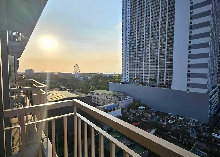 2 Bedroom Near Picc, Ccp, Wtc & Star At Coast Residences, Pasay *