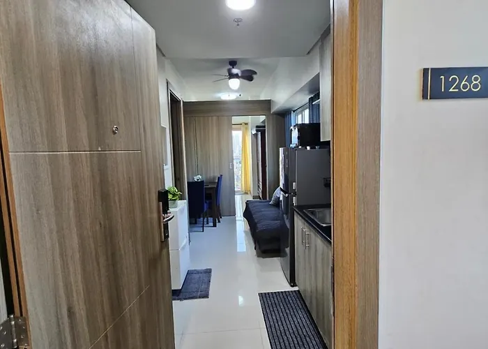 2 Bedroom Near Picc, Ccp, Wtc & Star At Coast Residences, Pasay Apartment *